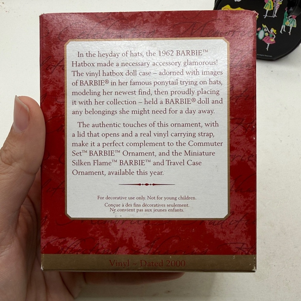 Vtg Hallmark Keepsake Christmas Ornament Barbie Mini Hatbox Collectible Decor - Picture 3 of 12